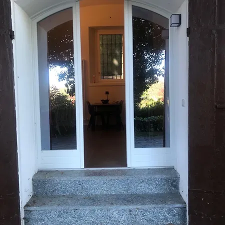 Santa Chiara - Vista Con Piscina * Lesa