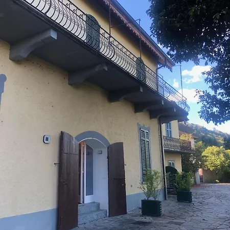 Santa Chiara - Vista Con Piscina