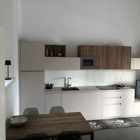 Santa Chiara - Vista Con Piscina * Lesa