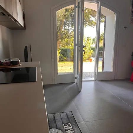 Apartment Santa Chiara - Vista Con Piscina Lesa