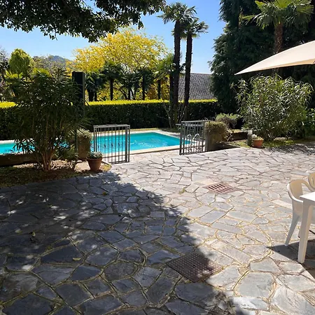 Santa Chiara - Vista Con Piscina *