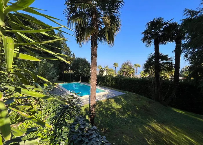 Santa Chiara - Vista Con Piscina